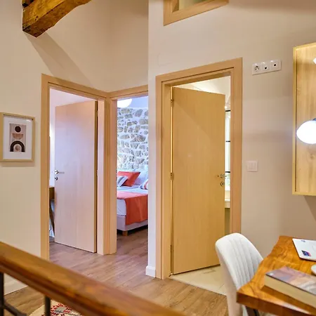 Lägenhet Estia House *