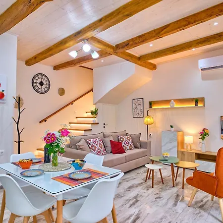 Estia House Lägenhet *