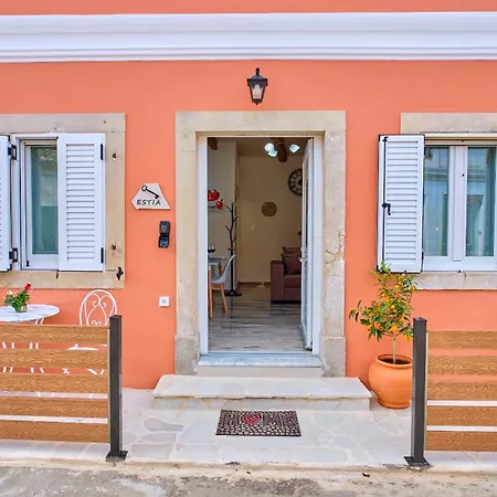 Lägenhet Estia House